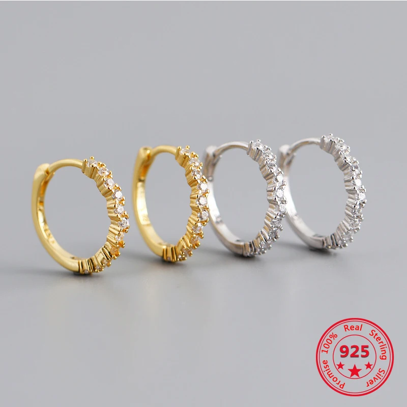 Hypoallergenic European And American Style Pure 925 Silver Earrings Micro Inlaid Zircon Wild Wave Pattern Female Earrings 
Hypoallergenic European And American Style Pure 925 Silver Earrings Micro Inlaid Zircon Wild Wave Pattern Female Earrings