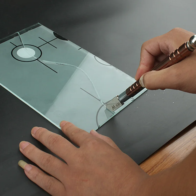 Industrial Glass Cutter Tool Carbide Wheel Blade Tip Oil Feed Pencil Style Mirror Craft Tile Construction Cutting Tool
Industrial Glass Cutter Tool Carbide Wheel Blade Tip Oil Feed Pencil Style Mirror Craft Tile Construction Cutting Tool