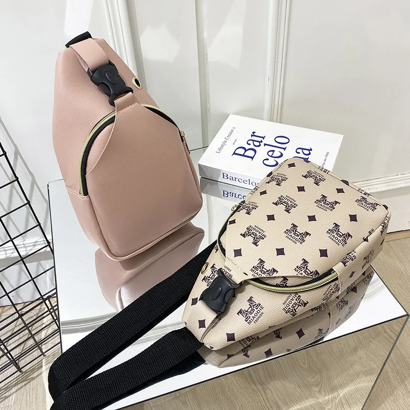 Women's Chest Bag 2021 New Floral Stripe Buckle Chest Bag Leisure Mobile Phone Shoulder Crossbody Bag Foreign Trade Gift Bag
Women's Chest Bag 2021 New Floral Stripe Buckle Chest Bag Leisure Mobile Phone Shoulder Crossbody Bag Foreign Trade Gift Bag