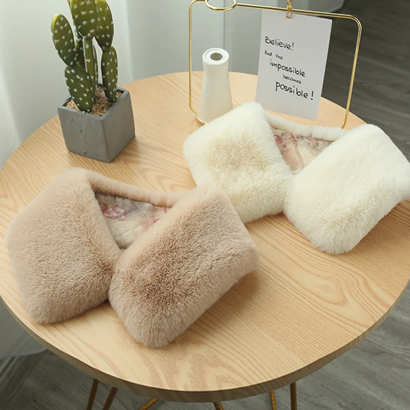 Women Fake Faux Fur Scarf Furry Collar Shawl Winter Outdoor Fashion Warm Korean Solid Plush Scarves Neck Protector Lady Female
Women Fake Faux Fur Scarf Furry Collar Shawl Winter Outdoor Fashion Warm Korean Solid Plush Scarves Neck Protector Lady Female