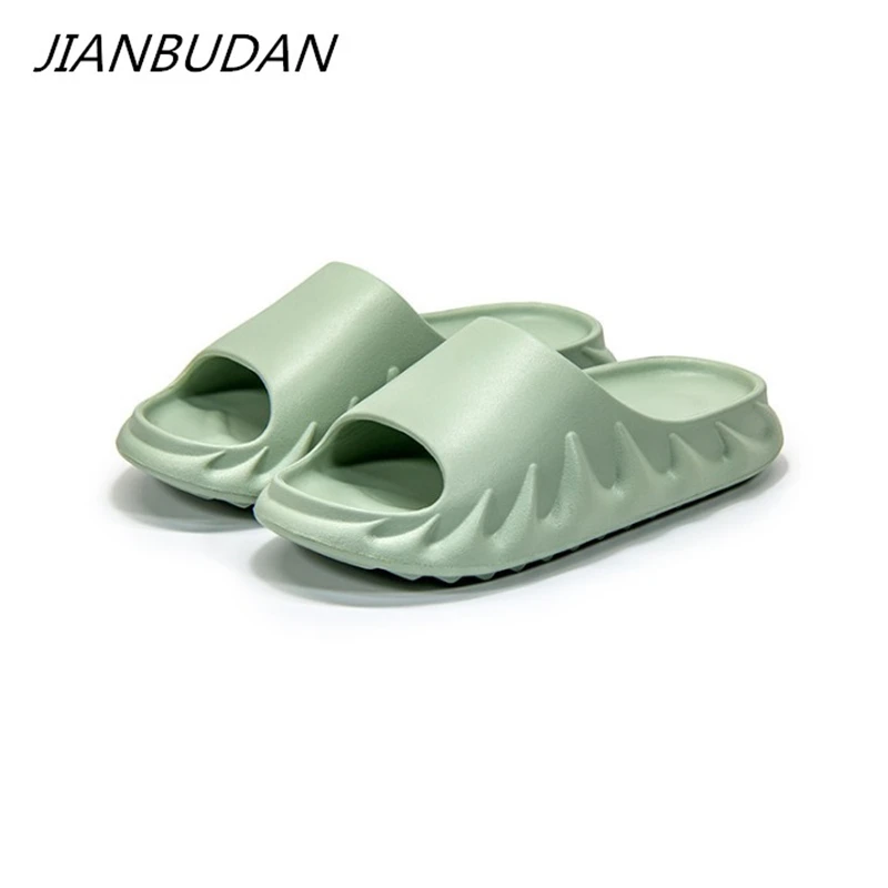JIANBUDAN New Home shoes EVA Thick bottom soft Bathroom slippers Women's Men's Summer Indoor Slippers Women outdoor Slides
JIANBUDAN New Home shoes EVA Thick bottom soft Bathroom slippers Women's Men's Summer Indoor Slippers Women outdoor Slides
