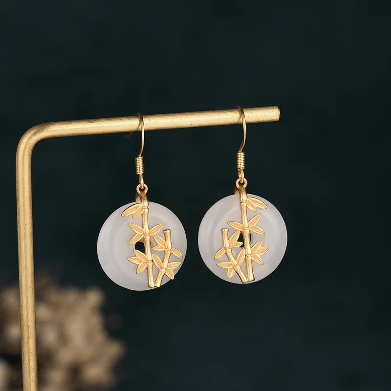 Inlaid Hetian White Gilt Bamboo Leaf Earrings Trend for Women Peaceful Retro Chinese Style Elegant Ladies Brand Jewelry M4
Inlaid Hetian White Gilt Bamboo Leaf Earrings Trend for Women Peaceful Retro Chinese Style Elegant Ladies Brand Jewelry M4