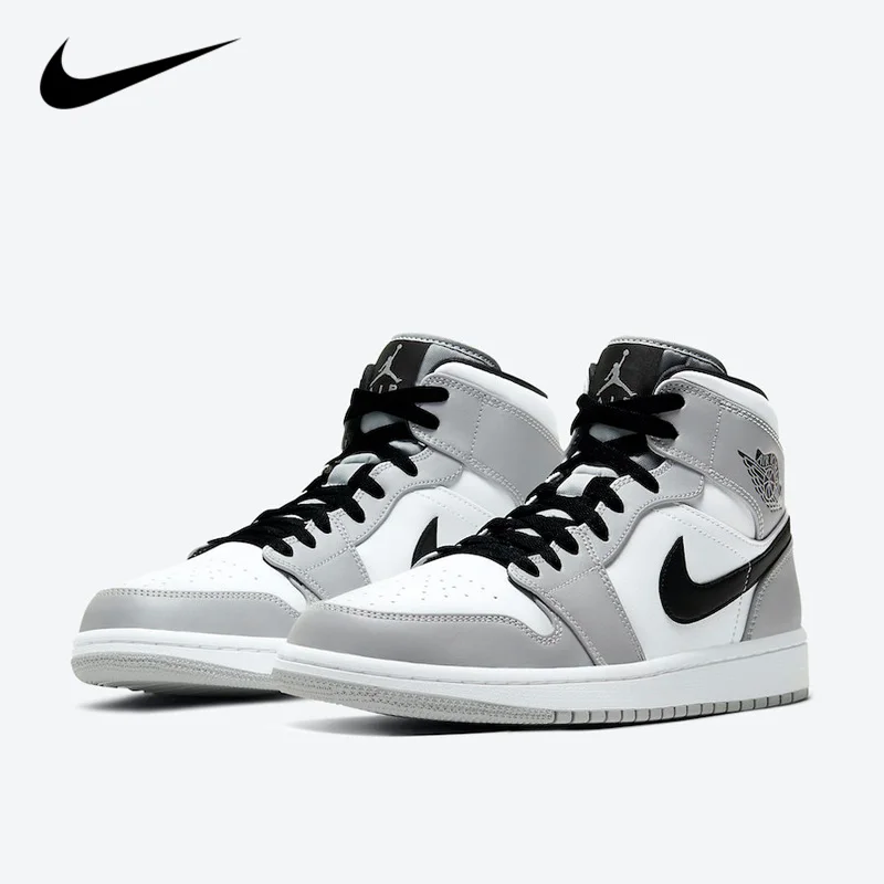 Nike Air Jordan 1 Mid Se chaussures en cuir pour hommes et femmes, baskets unisexes originales et respirantes, mode classique
Nike Air Jordan 1 Mid Se chaussures en cuir pour hommes et femmes, baskets unisexes originales et respirantes, mode classique