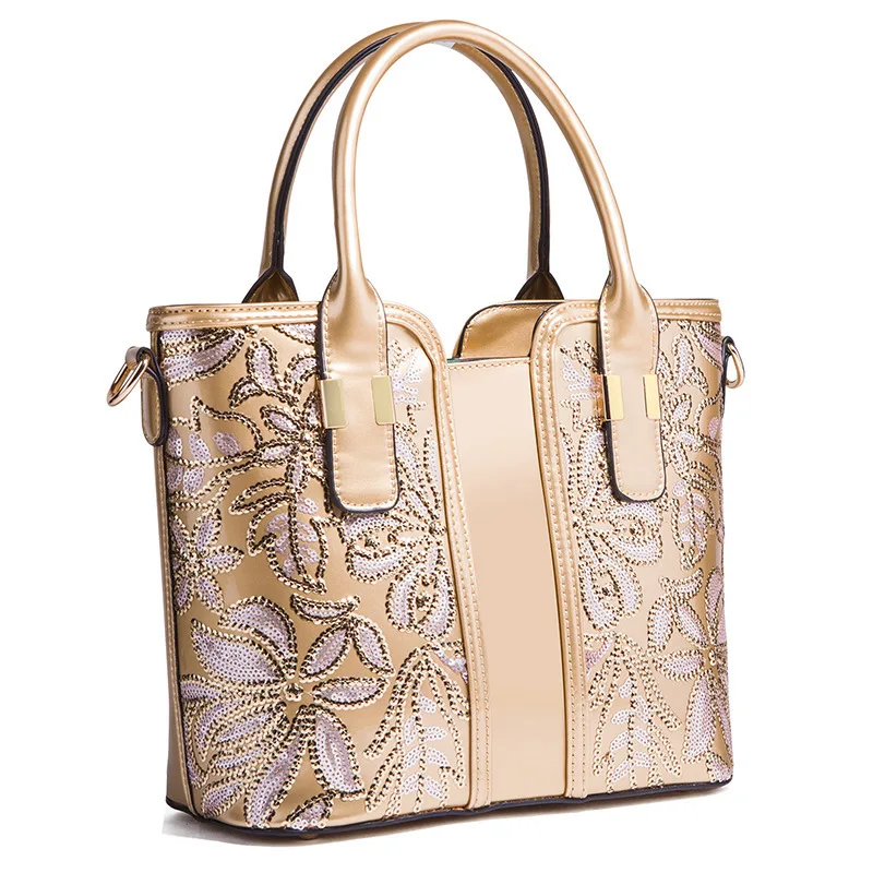 Bag Woman Luxury Fashion Appliques Flower Women Messenger Bag Patent Leather Wedding Party Girls Shoulder Handbag Lady Tote
Bag Woman Luxury Fashion Appliques Flower Women Messenger Bag Patent Leather Wedding Party Girls Shoulder Handbag Lady Tote