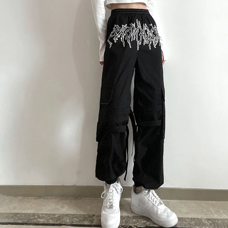 2021 Spring Autumn Women Retro Print Straight Cargo Pants Female Harajuku Casual Streetwear Trousers Hip Hop Couple Overalls 
2021 Spring Autumn Women Retro Print Straight Cargo Pants Female Harajuku Casual Streetwear Trousers Hip Hop Couple Overalls