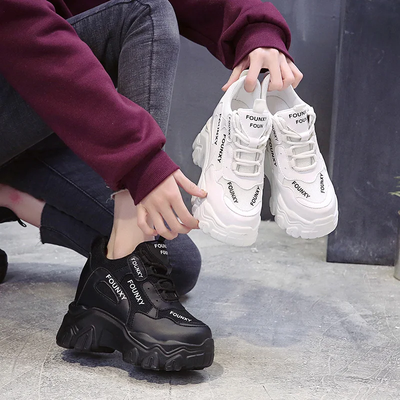 2021 Woman Chunky Sneakers Platform Korean Fashion Female Trainers Designers Internal increase Old Dad Casual Shoes High Quality
2021 Woman Chunky Sneakers Platform Korean Fashion Female Trainers Designers Internal increase Old Dad Casual Shoes High Quality