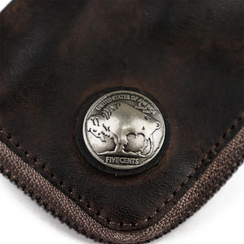 The First Layer of Vegetable Tanned Leather Key Case Handmade Old Washed Leather Vintage Zipper Car Key Case for Men and Women
The First Layer of Vegetable Tanned Leather Key Case Handmade Old Washed Leather Vintage Zipper Car Key Case for Men and Women