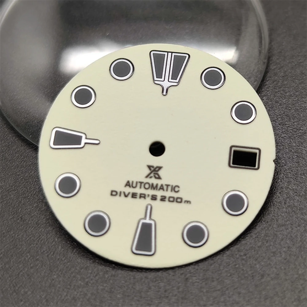 28.5MM Watch Dial C3 upgrade its appearance Green Luminous Dial for NH35 Mechanical Watch Modification Part
28.5MM Watch Dial C3 upgrade its appearance Green Luminous Dial for NH35 Mechanical Watch Modification Part