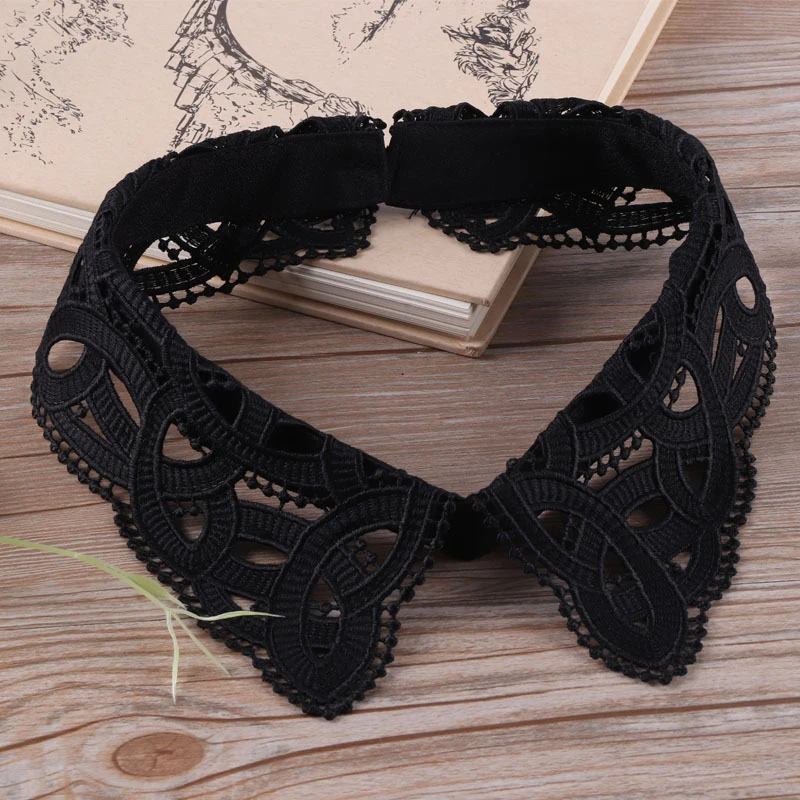 New Fahion Black / White Women Fake Collar Party Blouse Lace Hollow Detachable Fake Collar
New Fahion Black / White Women Fake Collar Party Blouse Lace Hollow Detachable Fake Collar