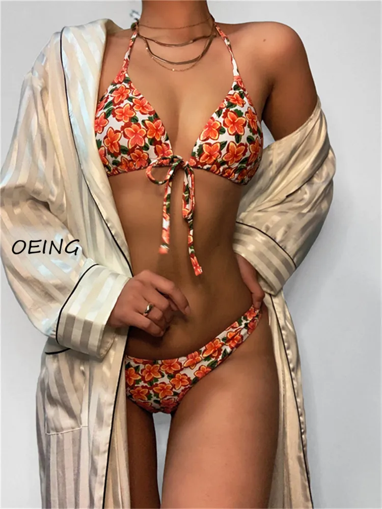 2 Piece Set Women Bathing Sutis Women Print Red Women Sexy 2021 String Swimming Suit Women Bikini Set
2 Piece Set Women Bathing Sutis Women Print Red Women Sexy 2021 String Swimming Suit Women Bikini Set