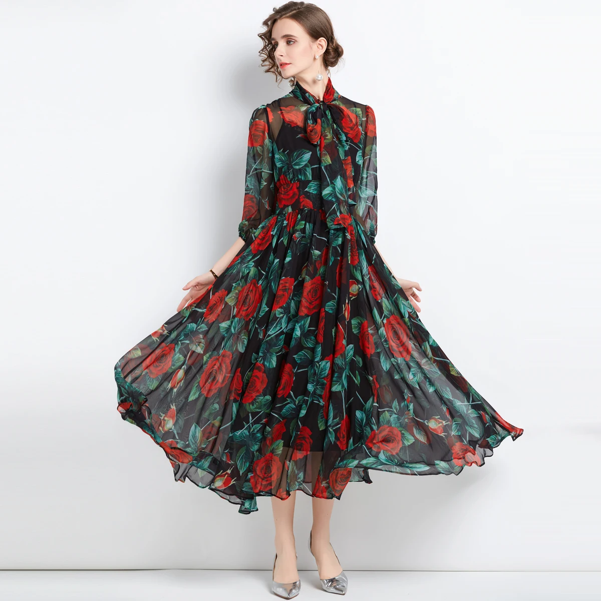 Fashion Runway Spring Vacation Chiffon Dresses Women Bow Collar Lantern Sleeve Retro Rose Flower Print Midi Party Dress
Fashion Runway Spring Vacation Chiffon Dresses Women Bow Collar Lantern Sleeve Retro Rose Flower Print Midi Party Dress