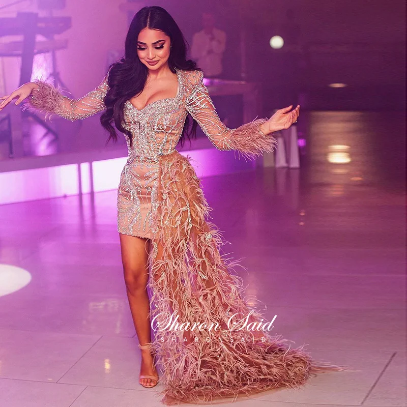 Luxury Coral Short Prom Dresses with Feather Train Long Sleeve Dubai Women Wedding Party Evening Gowns Cocktail Graduation Dress
Luxury Coral Short Prom Dresses with Feather Train Long Sleeve Dubai Women Wedding Party Evening Gowns Cocktail Graduation Dress