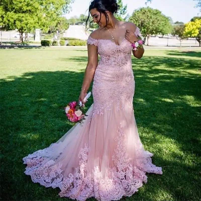 Pink Off Shoulder Full Lace Mermaid Evening Dresses Elegant 2022 Appliques Sweep Train Short Sleeves Formal Prom Party Gowns
Pink Off Shoulder Full Lace Mermaid Evening Dresses Elegant 2022 Appliques Sweep Train Short Sleeves Formal Prom Party Gowns