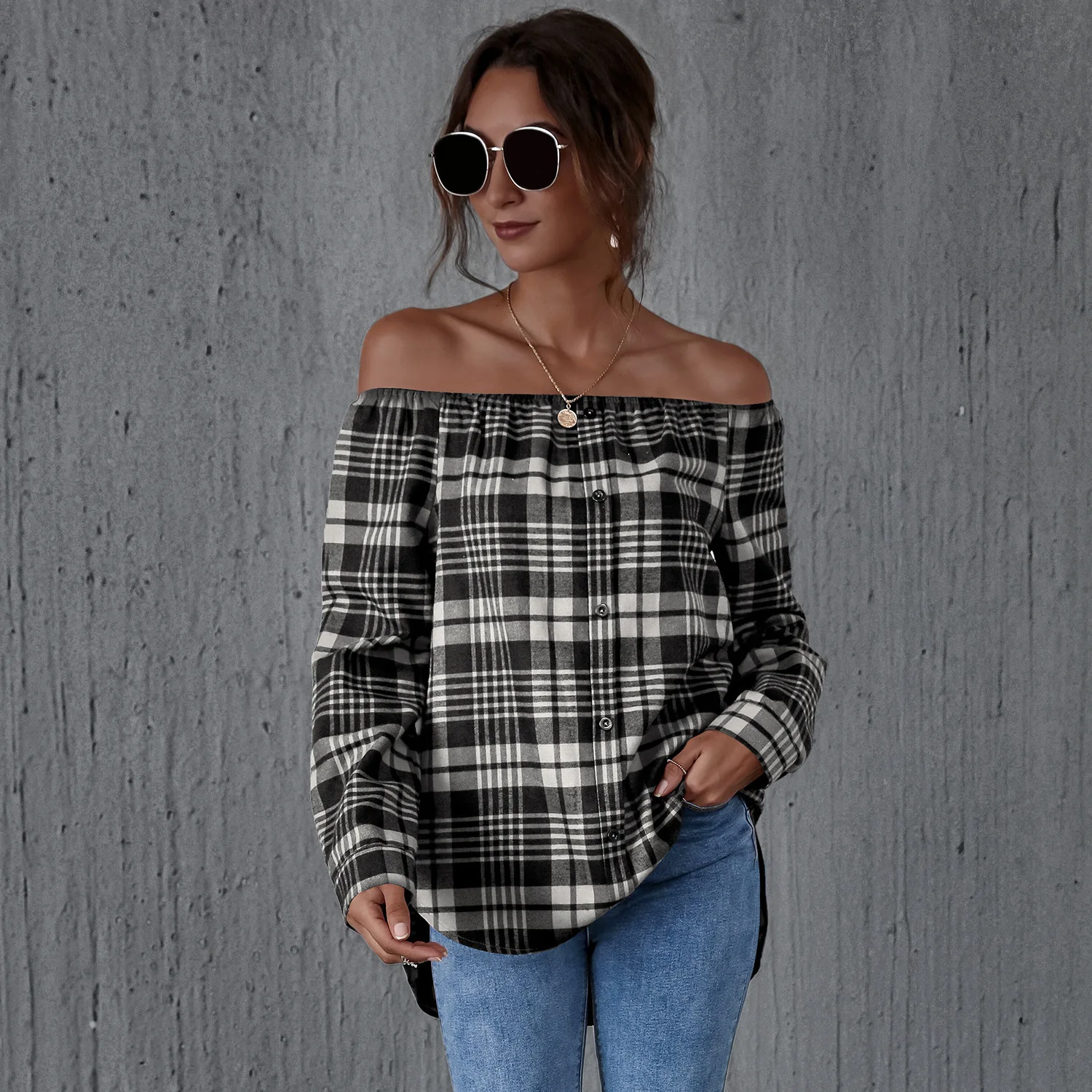 Ladies T-Shirt Plaid One-Line Neck Long Sleeved Shirt Fresh Sweet Printed Button Loose Fitting Vacation Leisure Shirt 2021 New 
Ladies T-Shirt Plaid One-Line Neck Long Sleeved Shirt Fresh Sweet Printed Button Loose Fitting Vacation Leisure Shirt 2021 New