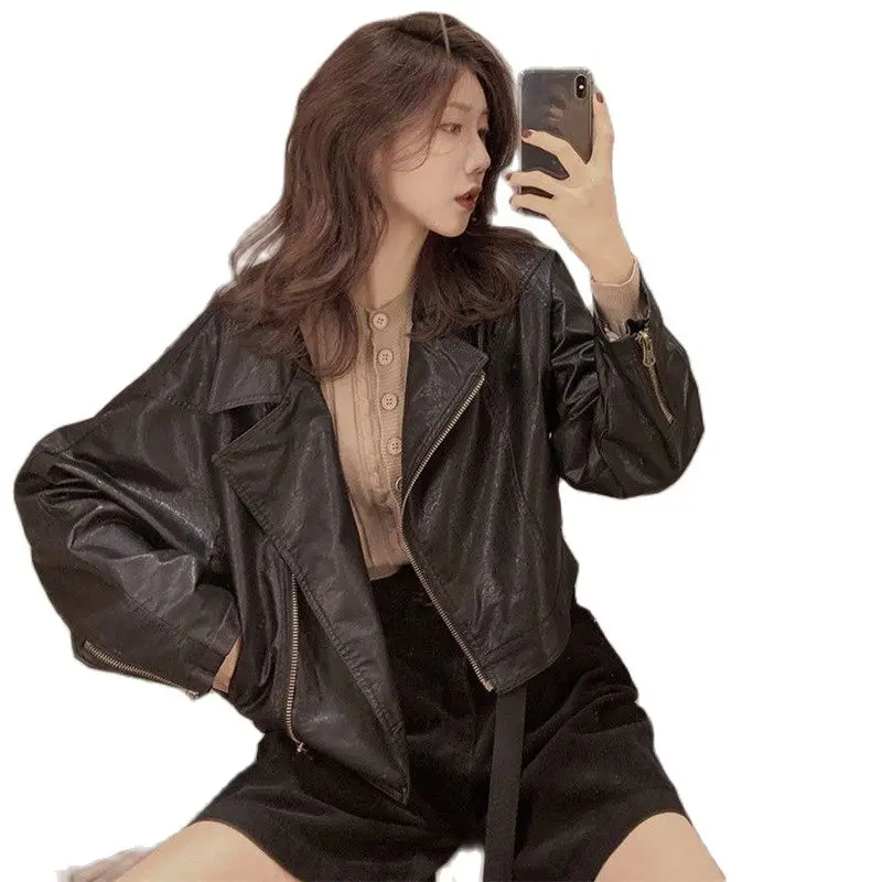 Streetwear Fashion PU Leather Jackets Coats 2020 Women Plus Size Casual Ladies Motor Biker Jacket Leather Coats Loose Chic Tops
Streetwear Fashion PU Leather Jackets Coats 2020 Women Plus Size Casual Ladies Motor Biker Jacket Leather Coats Loose Chic Tops