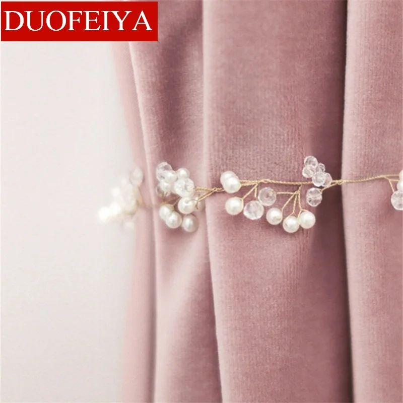 Nordic Luxury Velvet Thick Blackout Curtains German Flannel Fabric Meat Pink Curtains for Princess Room Window Decor
Nordic Luxury Velvet Thick Blackout Curtains German Flannel Fabric Meat Pink Curtains for Princess Room Window Decor