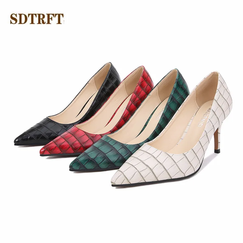 SDTRFT Shallow mouth women shoes Crossdresser Pointed Toe Pumps 8cm Thin high heel Stiletto Eur:35-44 45 46 sapatos feminino
SDTRFT Shallow mouth women shoes Crossdresser Pointed Toe Pumps 8cm Thin high heel Stiletto Eur:35-44 45 46 sapatos feminino