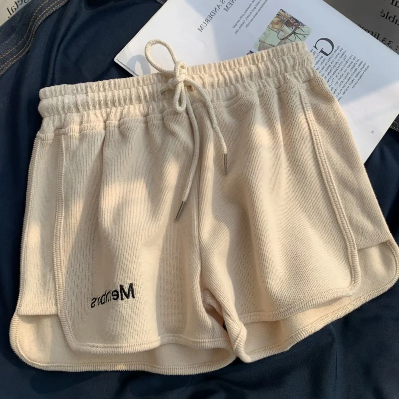 Cotton leisure sports pants summer new style versatile show thin tide, loose High Waist Shorts for women
Cotton leisure sports pants summer new style versatile show thin tide, loose High Waist Shorts for women