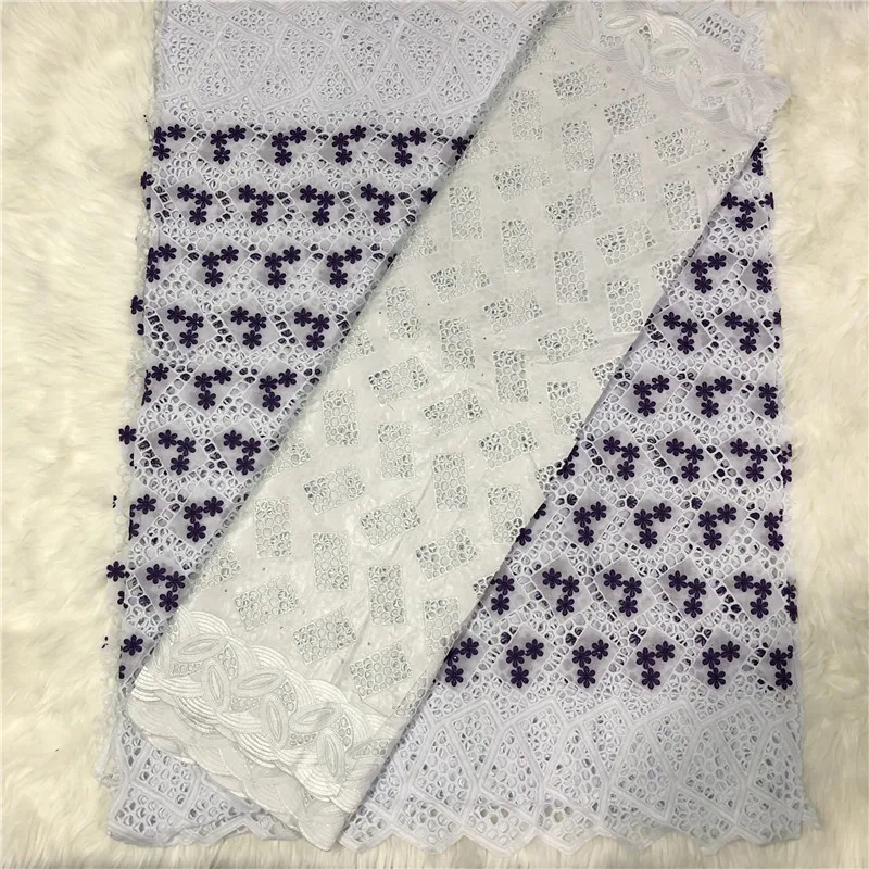 African Guinea Bazin Brocade Fabric 2.5yards with swiss dry lace matching 2.5yards new design cotton lace fabric wholesale price
African Guinea Bazin Brocade Fabric 2.5yards with swiss dry lace matching 2.5yards new design cotton lace fabric wholesale price