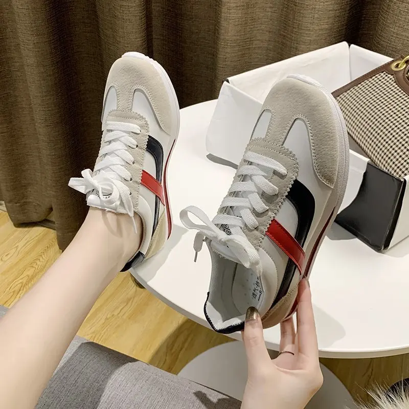 Sports Shoes Women 2020 Autumn New Women Shoes Non-slip Lace-up Sneakers Color Matching Casual Flat Shoes Jogging Running Shoes
Sports Shoes Women 2020 Autumn New Women Shoes Non-slip Lace-up Sneakers Color Matching Casual Flat Shoes Jogging Running Shoes