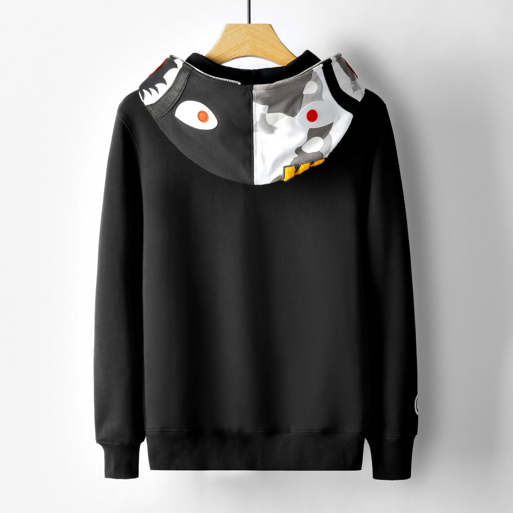 Luminous Camouflage Shark Jacket Hooded Cardigan Zipper Loose Sweater Black & Grey M-2XL
Luminous Camouflage Shark Jacket Hooded Cardigan Zipper Loose Sweater Black & Grey M-2XL