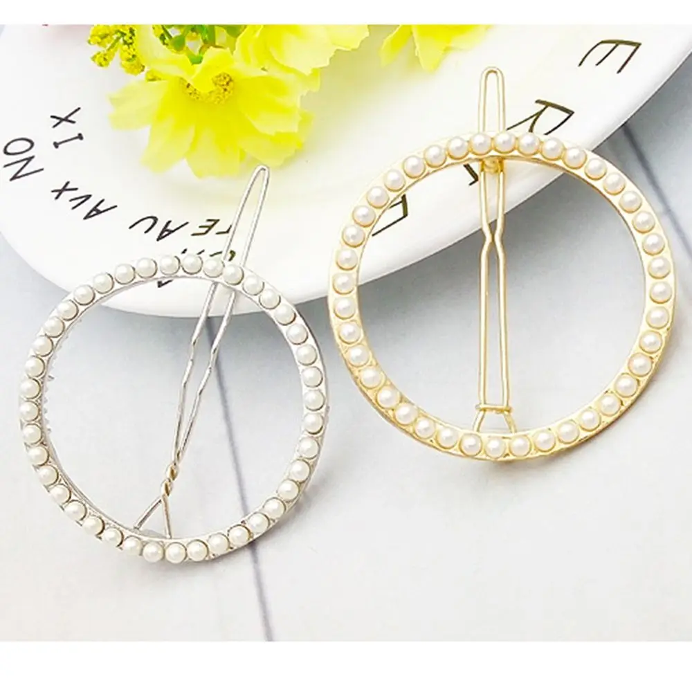 1Women Crystal Elegant Sun Circle Pearl Hair Clip Barrette Korean Hairpin Barrette Headdress Hair Accessories Girls Hair Clip
1Women Crystal Elegant Sun Circle Pearl Hair Clip Barrette Korean Hairpin Barrette Headdress Hair Accessories Girls Hair Clip