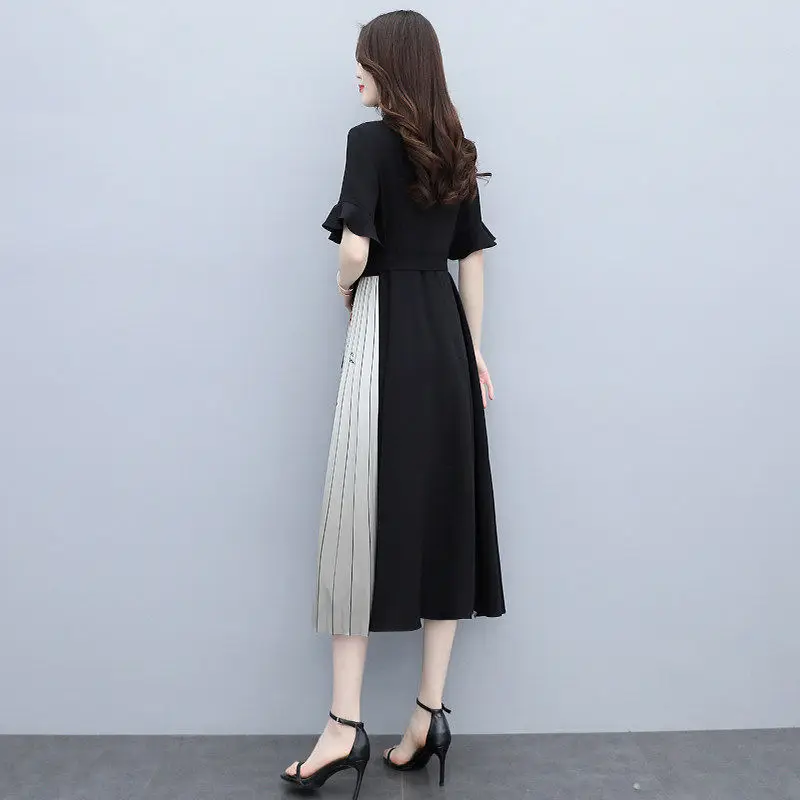 Dress women's summer 2021 new gentle temperament high-end luxury French long skirt
Dress women's summer 2021 new gentle temperament high-end luxury French long skirt