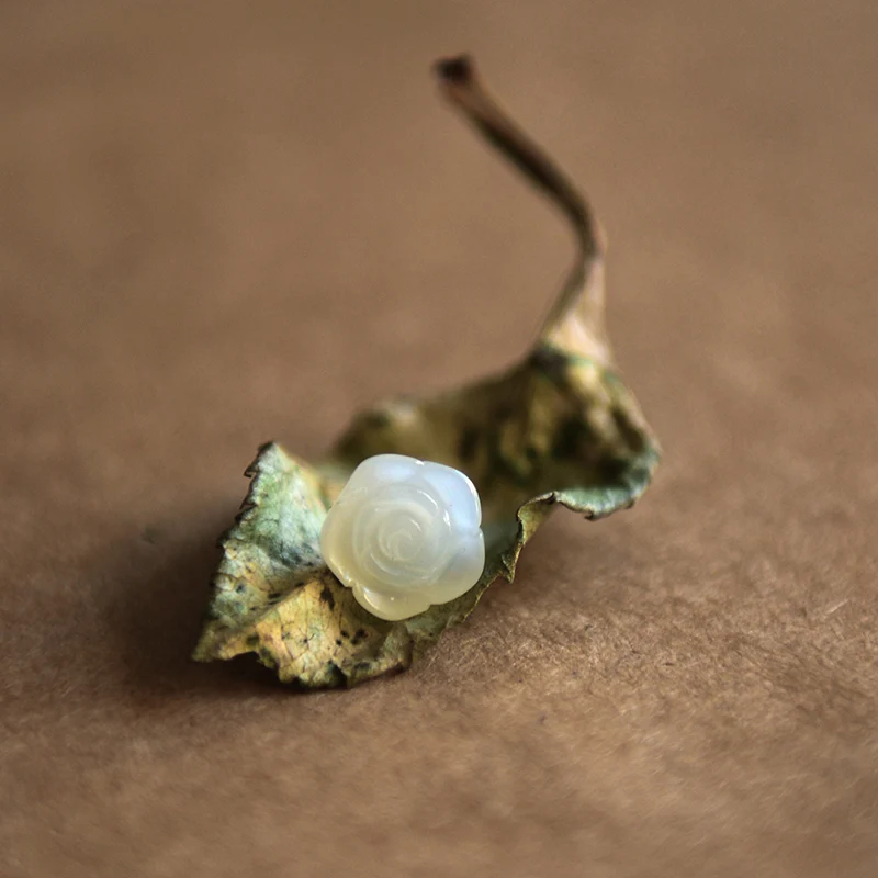 CYNTHIA New Women Vintage Stud Earrings Female 925 Silver + Hetian Jade Flower-shaped Jewelry 8-5
CYNTHIA New Women Vintage Stud Earrings Female 925 Silver + Hetian Jade Flower-shaped Jewelry 8-5