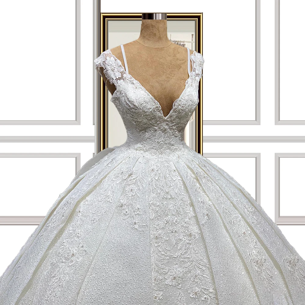 V neck Long Train Glitter Lace robes de mariee princess wedding dress vestidos de novia 2020 alta calidad FOW32902
V neck Long Train Glitter Lace robes de mariee princess wedding dress vestidos de novia 2020 alta calidad FOW32902