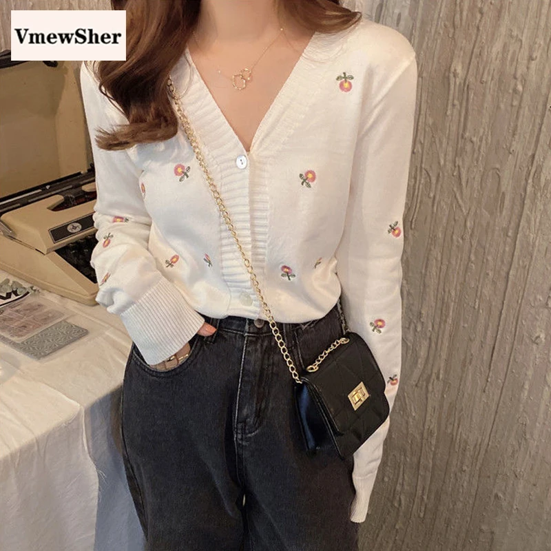 VmewSher New Embroidery Spring Autumn Women Sweater Cardigan Flower Single Breasted Female Slim Long Sleeve Fashion Outwear Tops
VmewSher New Embroidery Spring Autumn Women Sweater Cardigan Flower Single Breasted Female Slim Long Sleeve Fashion Outwear Tops