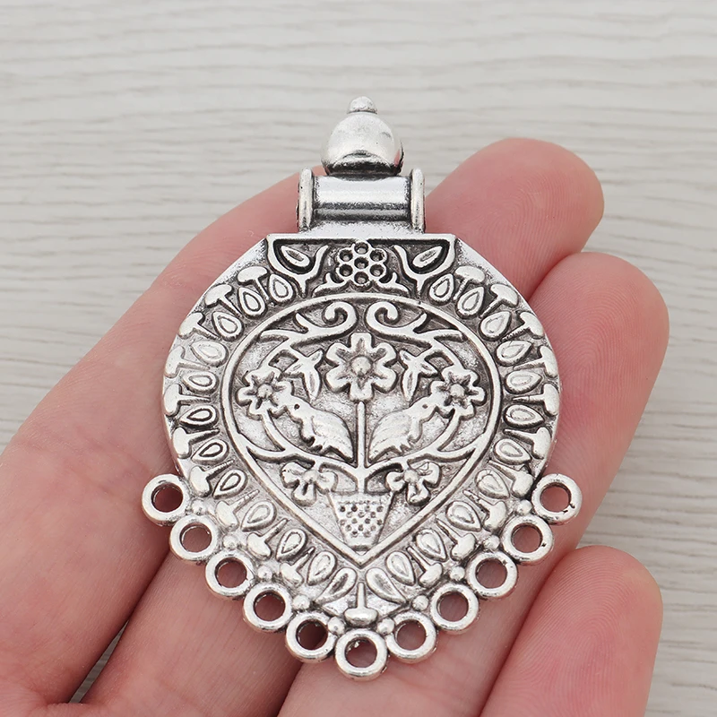 3 x Tibetan Silver Boho Flower Multi Strand Connectors Charms Pendants for Necklace Jewelry Making Findings 64x41mm
3 x Tibetan Silver Boho Flower Multi Strand Connectors Charms Pendants for Necklace Jewelry Making Findings 64x41mm