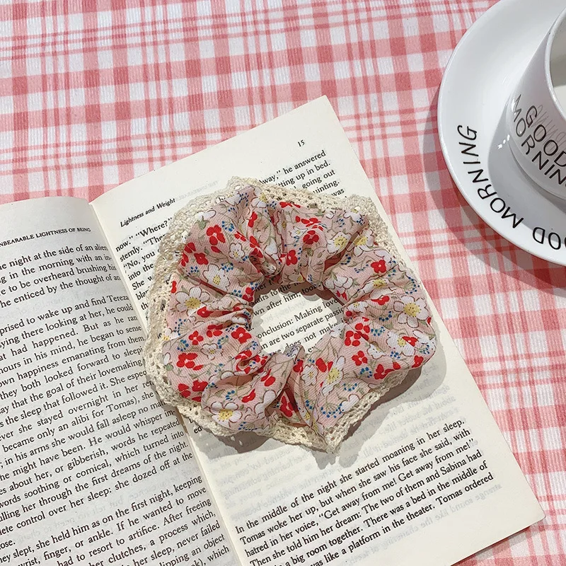 Fashion Floral Print Scrunchies Girls Kids Hair Accessories Hair Styling Tools Ponytail Hair Wear Hair Ring Head Rope Headdress
Fashion Floral Print Scrunchies Girls Kids Hair Accessories Hair Styling Tools Ponytail Hair Wear Hair Ring Head Rope Headdress