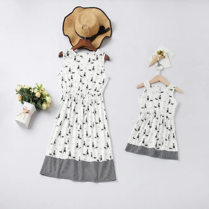 New Summer Sleeveless Parent-child Dresses Mother and Women's Vest Dress Family Matching Outfits
New Summer Sleeveless Parent-child Dresses Mother and Women's Vest Dress Family Matching Outfits