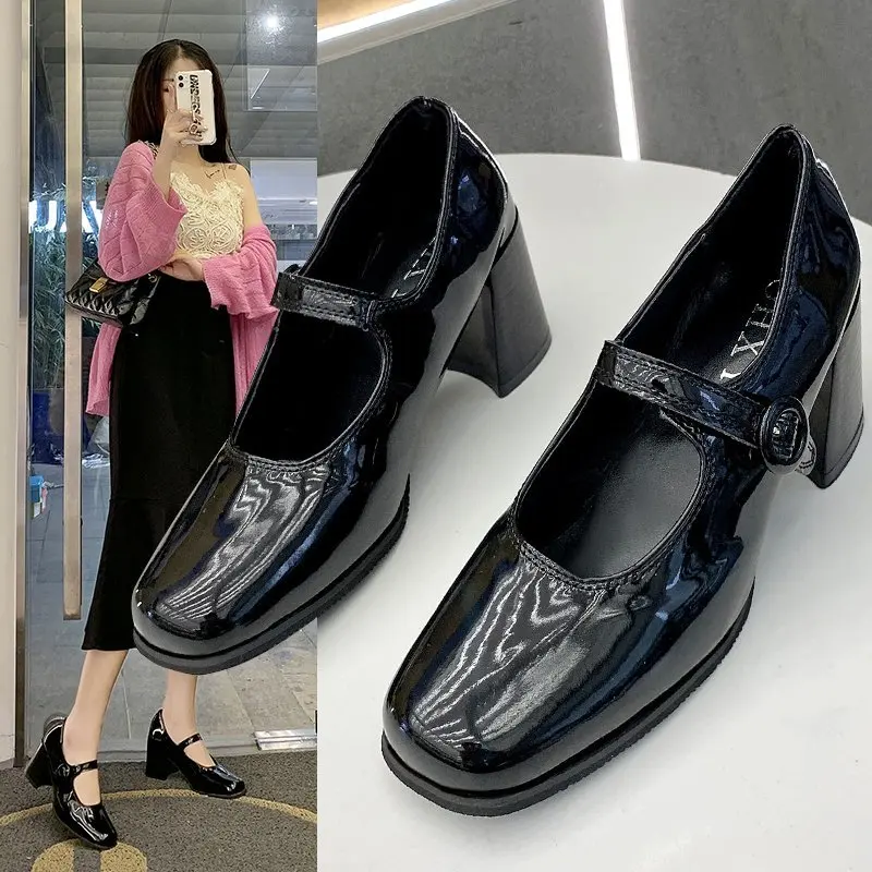 2021New Black High Heels Shoes Women Pumps Fashion Patent Leather Platform Shoes Woman Round Toe Mary Jane Shoes
2021New Black High Heels Shoes Women Pumps Fashion Patent Leather Platform Shoes Woman Round Toe Mary Jane Shoes