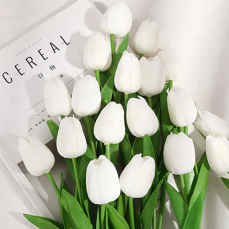 10pcs Artificial Flowers Plastic White Tulip Flower Bouquet for Bride Bridal Garden Wedding Home Decoration Fake Flower Q117
10pcs Artificial Flowers Plastic White Tulip Flower Bouquet for Bride Bridal Garden Wedding Home Decoration Fake Flower Q117