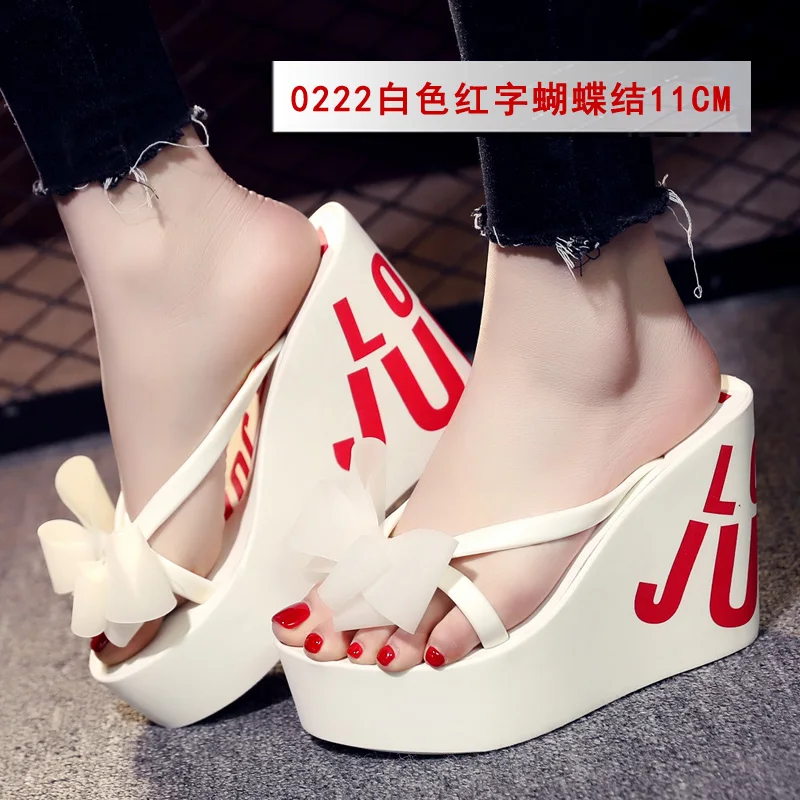Summer beautiful ladies super high-heeled platform flip-flops11cm beach shoes slippers wedding slippers women shoes luxury 
Summer beautiful ladies super high-heeled platform flip-flops11cm beach shoes slippers wedding slippers women shoes luxury