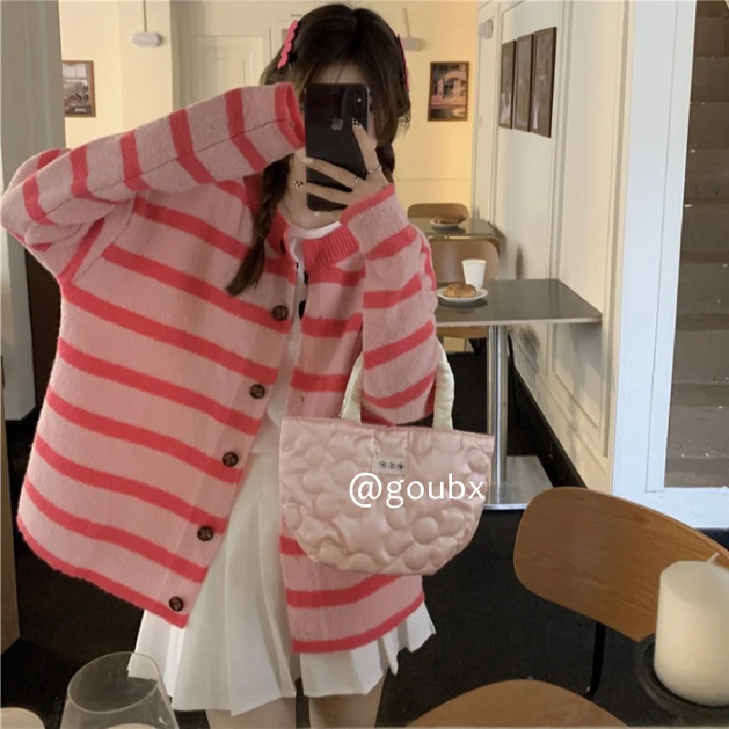 2021 Autumn Winte Sweater Women Tops Knitted Pullover Korean Style Cardigan Soft Warm Pull Thick Outwear
2021 Autumn Winte Sweater Women Tops Knitted Pullover Korean Style Cardigan Soft Warm Pull Thick Outwear