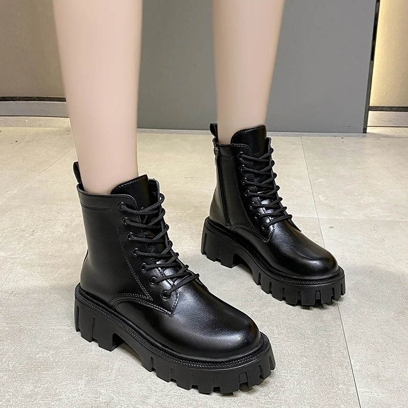 2022 New Women's Short Boots British Style Cross Straps Martin Boots Thick-soled Increased Ankle Boots Non-slip Women's Boots
2022 New Women's Short Boots British Style Cross Straps Martin Boots Thick-soled Increased Ankle Boots Non-slip Women's Boots