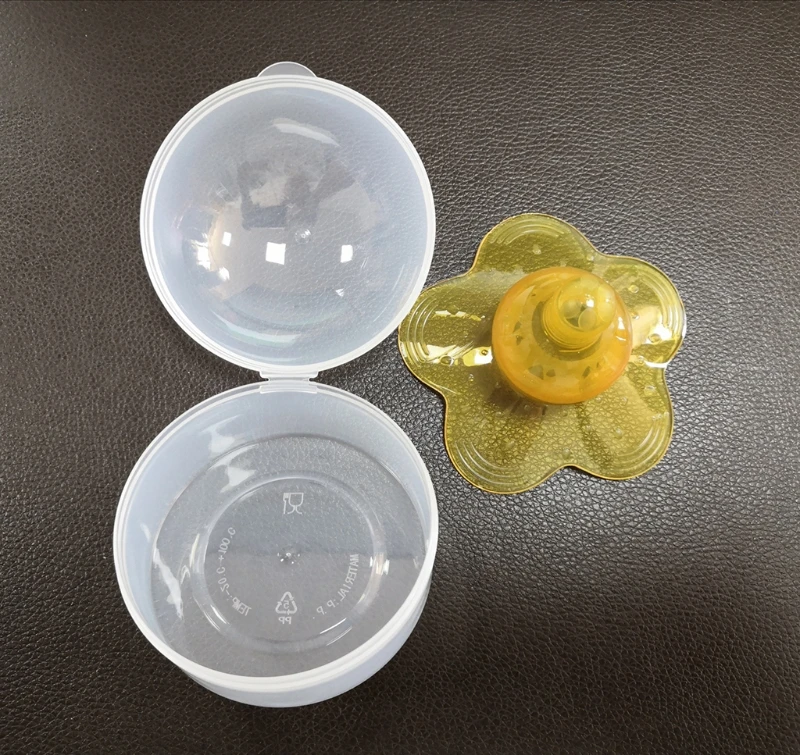 Safety Silicone Nursing Pad Nipple Tyle Breast Teat Protection Cover Mat Breast H05C
Safety Silicone Nursing Pad Nipple Tyle Breast Teat Protection Cover Mat Breast H05C