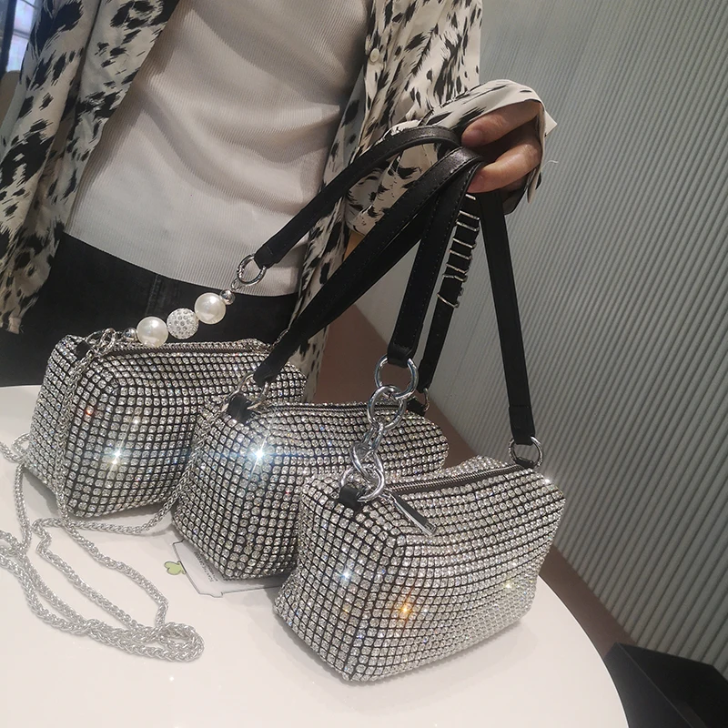 Party Rhinestone Handbag For Women Evening Bag Diamond Shiny Shoulder Crossbody Bag Ladies Purse Totes Female Messenger Bag
Party Rhinestone Handbag For Women Evening Bag Diamond Shiny Shoulder Crossbody Bag Ladies Purse Totes Female Messenger Bag