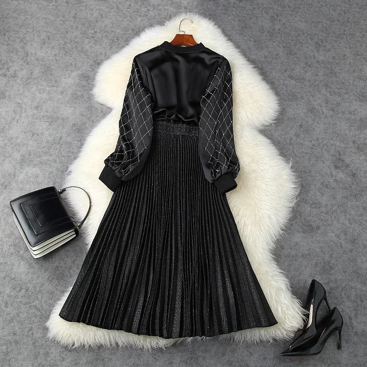 Black Pleated Dress Woman 2020 Fall And Winter Stand Collar Zipper Lantern Sleeve High Waist Bright Yarn Patchwork Elegant Dress
Black Pleated Dress Woman 2020 Fall And Winter Stand Collar Zipper Lantern Sleeve High Waist Bright Yarn Patchwork Elegant Dress
