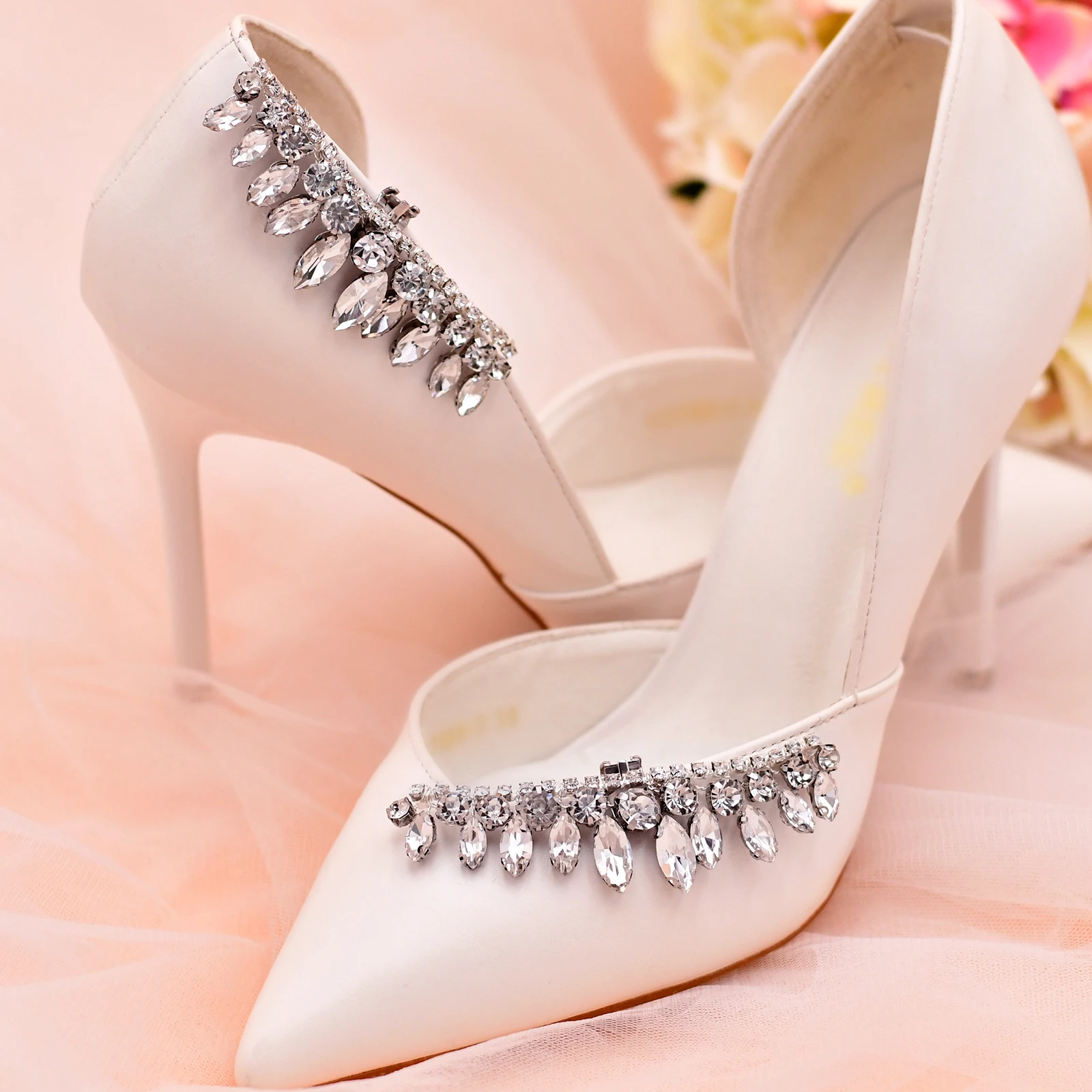Handmade Shoe Clips Accessories For Heels Rhinestone High Heel Charm Bling Crystal Shoes Clip Party Wedding Shoe Accessories
Handmade Shoe Clips Accessories For Heels Rhinestone High Heel Charm Bling Crystal Shoes Clip Party Wedding Shoe Accessories