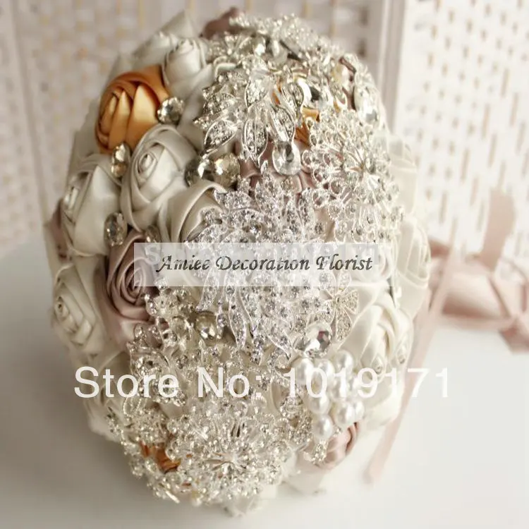New European Fabric Pearl Crystal 20cm Elegance Artificial Rose Bridal Flower Bouquet Ideas Wedding Decor Ivory Cream F1472
New European Fabric Pearl Crystal 20cm Elegance Artificial Rose Bridal Flower Bouquet Ideas Wedding Decor Ivory Cream F1472