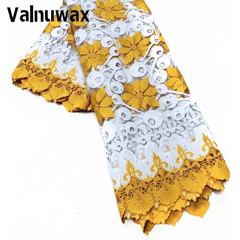 Luxury Design African Lace Fabric 5 yards Embroidery Fabric France Net Lace With Rhinestone For Sewing Wedding Party Women Dress
Luxury Design African Lace Fabric 5 yards Embroidery Fabric France Net Lace With Rhinestone For Sewing Wedding Party Women Dress
