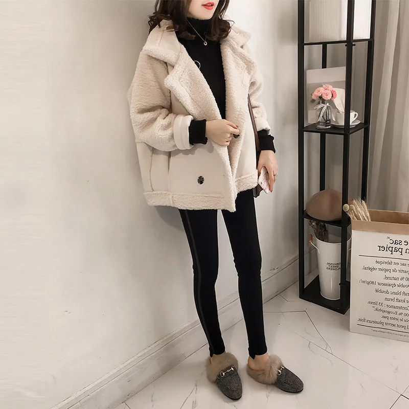 Lamb Coat Darling Female Korean Version Loose Lapel Single-breasted BF Fur One Plush Casual Jacket Street Coat Autumn Winter
Lamb Coat Darling Female Korean Version Loose Lapel Single-breasted BF Fur One Plush Casual Jacket Street Coat Autumn Winter