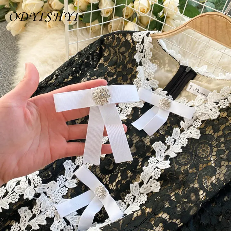 2021 Spring Half-Sleeve Big Swing Lace Dresses Women Heavy Industry Embroidery Round Neck Fashion Party Dress Female Vestido V03
2021 Spring Half-Sleeve Big Swing Lace Dresses Women Heavy Industry Embroidery Round Neck Fashion Party Dress Female Vestido V03