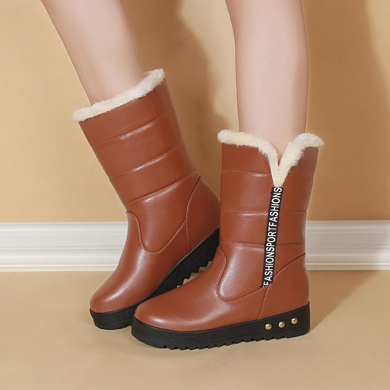 new Winter Waterproof and Warm Women's High-top Snow Boots Thick Plush Ladies Mid-tube Boots Thick-soled Cotton Boots Flat Boots
new Winter Waterproof and Warm Women's High-top Snow Boots Thick Plush Ladies Mid-tube Boots Thick-soled Cotton Boots Flat Boots