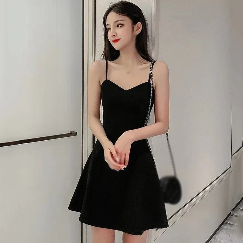 New Womens Solid Color Sleeveless Slim Dress Summer Korean Style Fashion Retro All-Match Thin Sling Small Black Dresses KOIJ1
New Womens Solid Color Sleeveless Slim Dress Summer Korean Style Fashion Retro All-Match Thin Sling Small Black Dresses KOIJ1
