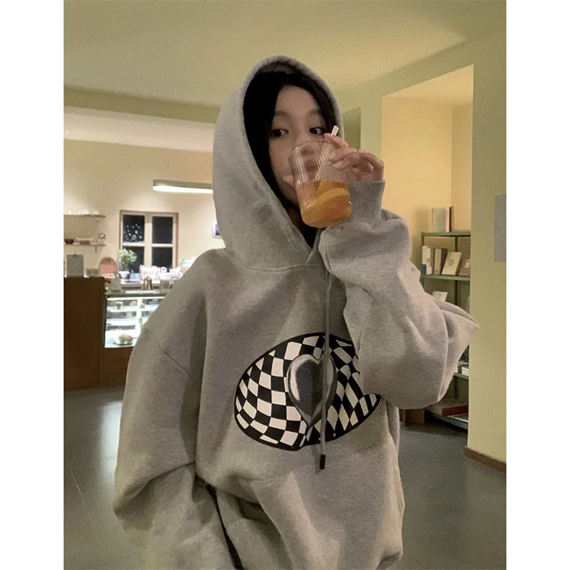 Gray Sweater Female Checkerboard Love Print Loose Hooded Mid-length Long-sleeved Jacket Autumn Winter Plus Velvet Top Tide 
Gray Sweater Female Checkerboard Love Print Loose Hooded Mid-length Long-sleeved Jacket Autumn Winter Plus Velvet Top Tide