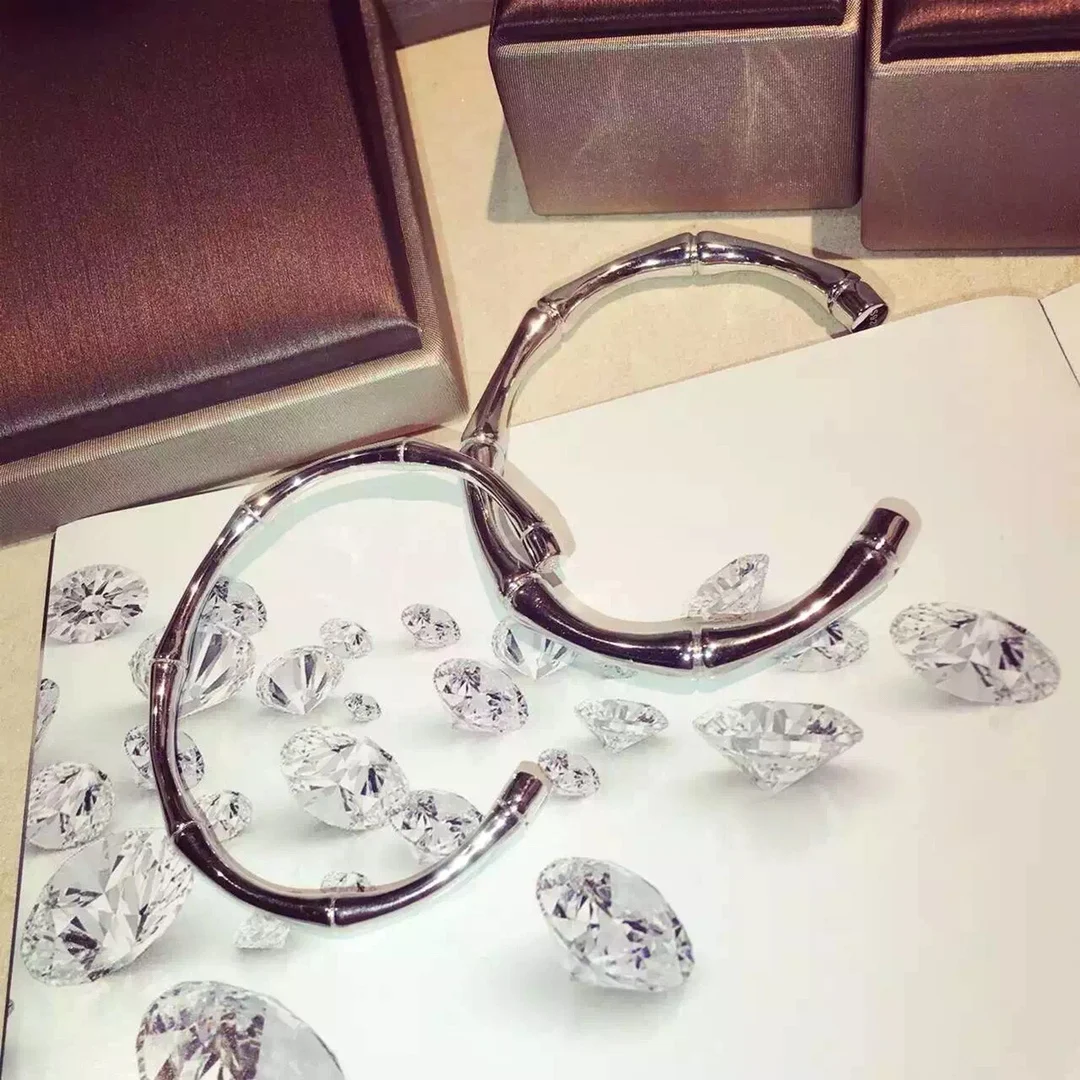 Women Wide and narrow version Open mouth bamboo festival Bracelet S925 Jewelry 1:1 Luxury brands Logo Couple gift
Women Wide and narrow version Open mouth bamboo festival Bracelet S925 Jewelry 1:1 Luxury brands Logo Couple gift